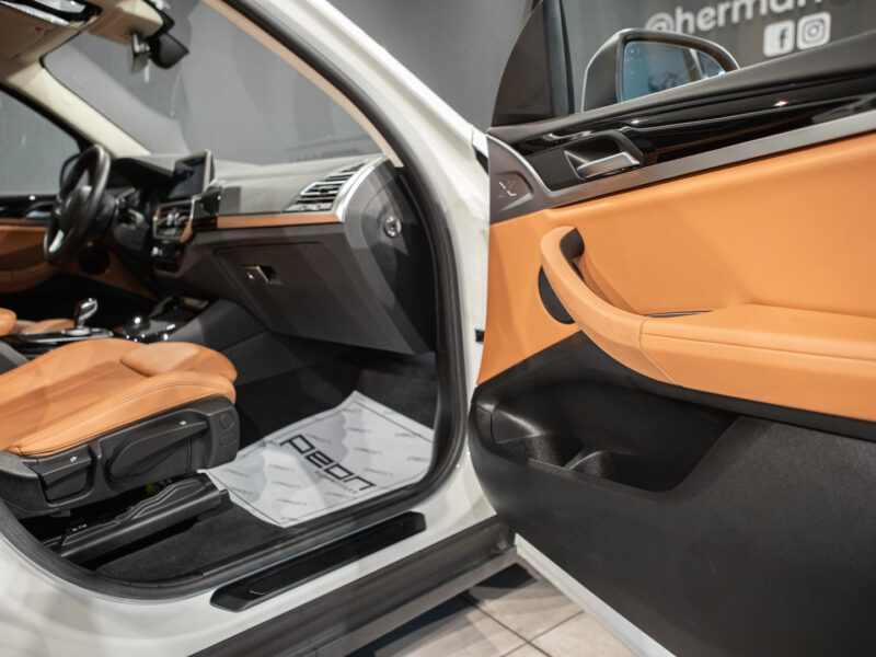 BMW X3 xDrive20dA X-Line