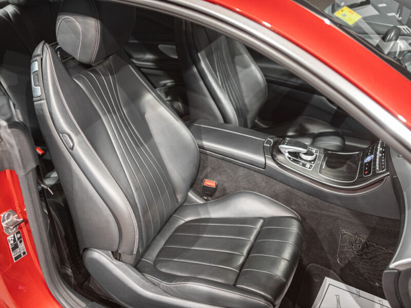 Mercedes-Benz E Coupé 220d AMG