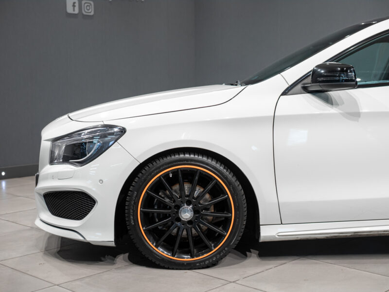 MB CLA Shooting Brake 200d AMG Orange Edition
