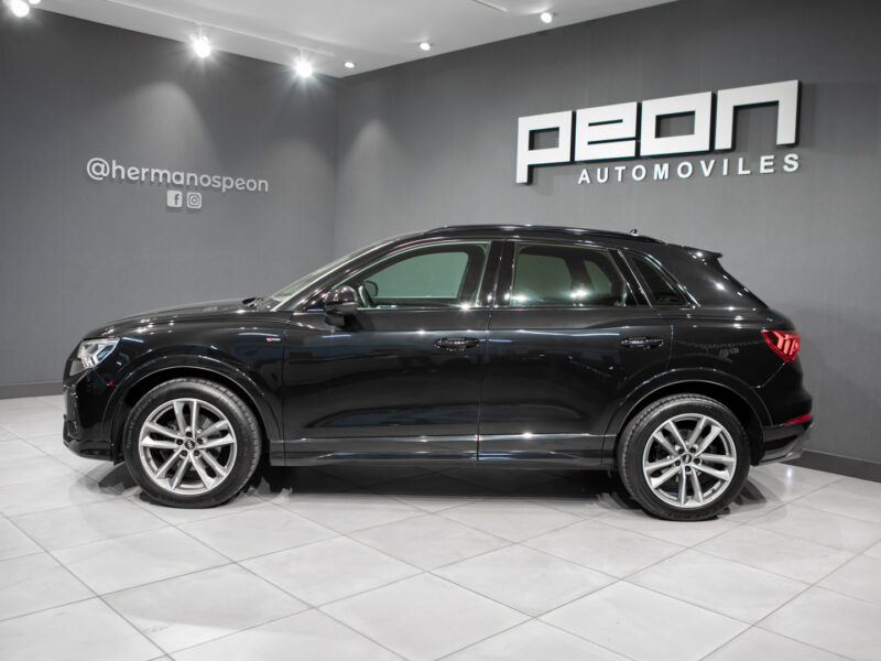 Audi Q3 35 TDI S-Black-Line Tronic