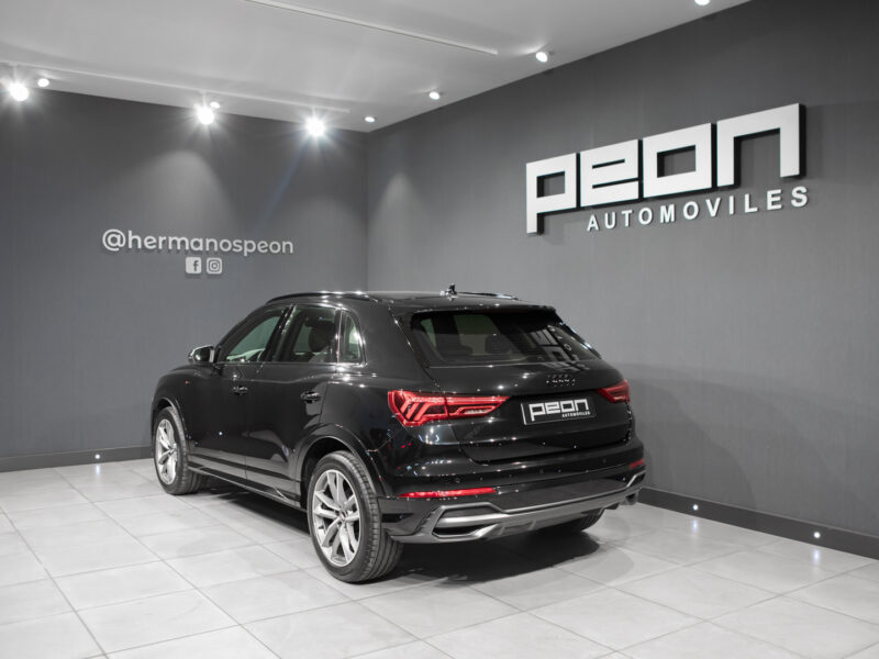 Audi Q3 35 TDI S-Black-Line Tronic