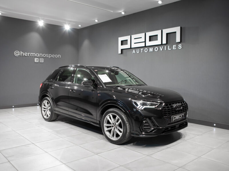 Audi Q3 35 TDI S-Black-Line Tronic