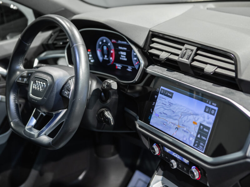 Audi Q3 35 TDI S-Black-Line Tronic