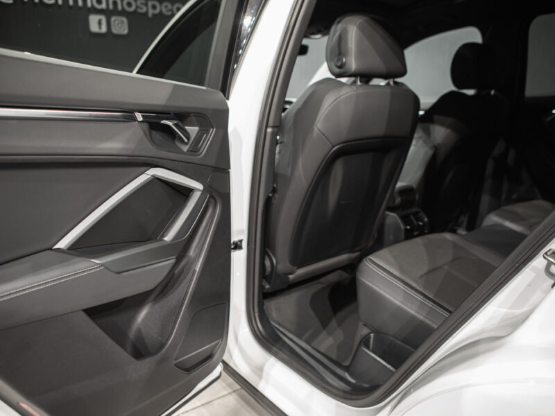 Audi 35 TDI S-Tronic Black Line