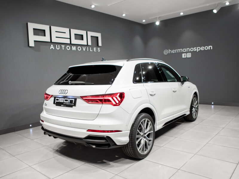 Audi 35 TDI S-Tronic Black Line