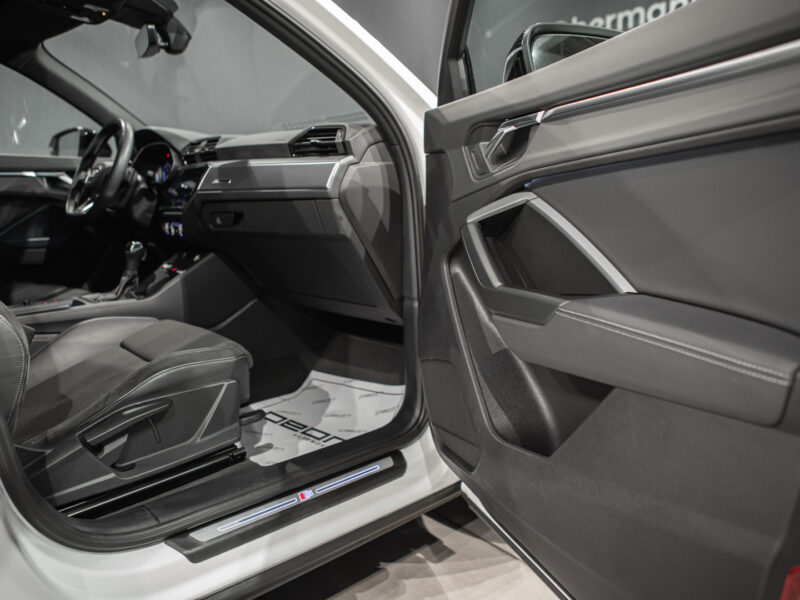 Audi 35 TDI S-Tronic Black Line