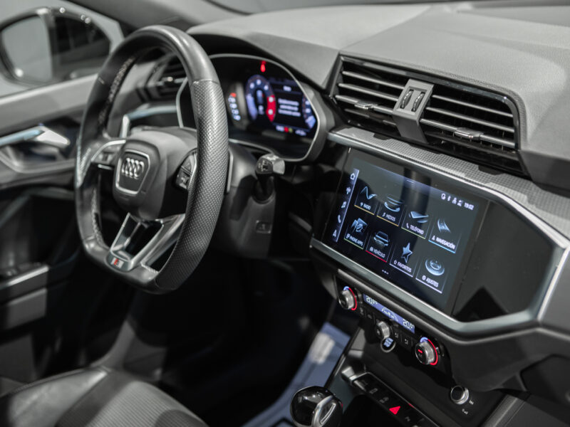 Audi 35 TDI S-Tronic Black Line