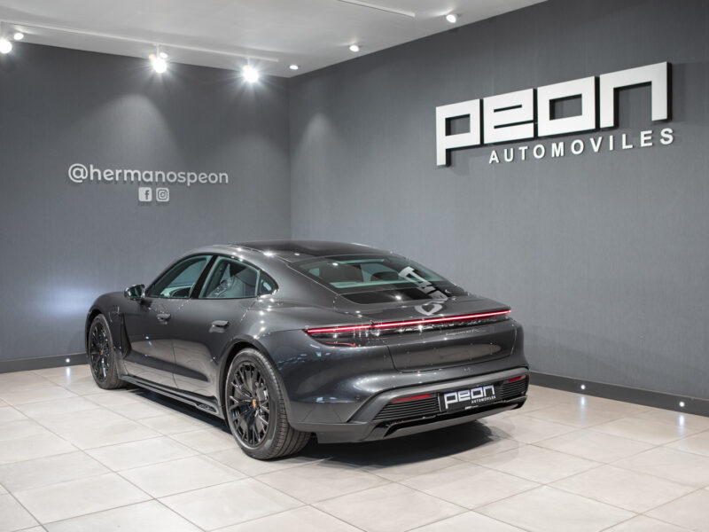 Porsche Taycan GTS