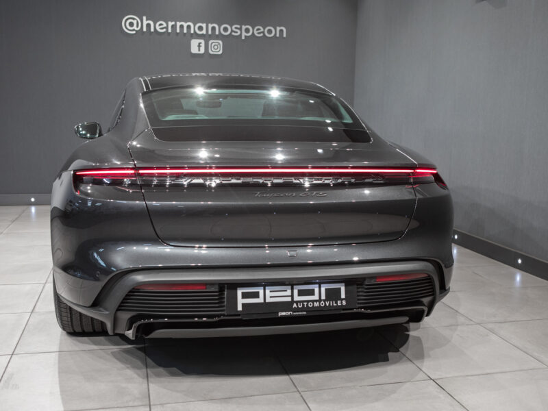 Porsche Taycan GTS