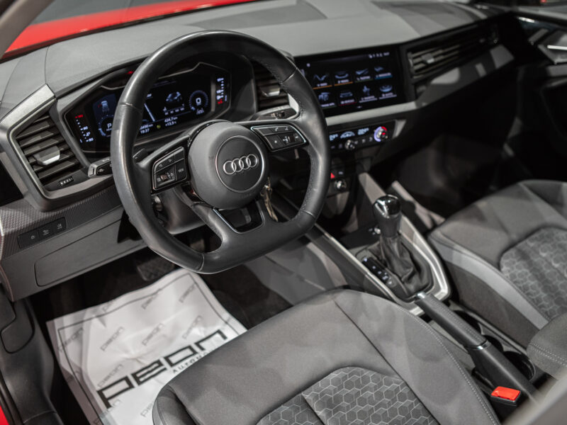 Audi A1 SB 30 TFSI S-Tronic S-Line