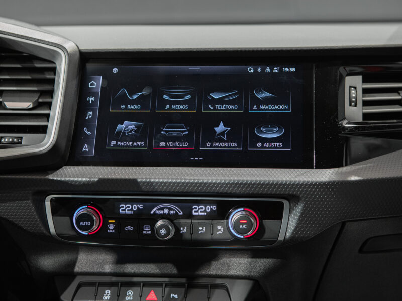 Audi A1 SB 30 TFSI S-Tronic S-Line