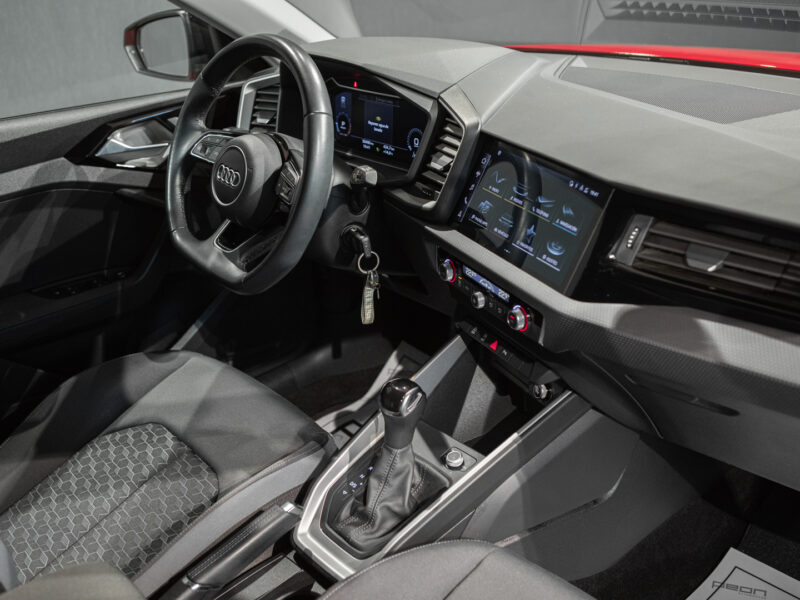 Audi A1 SB 30 TFSI S-Tronic S-Line