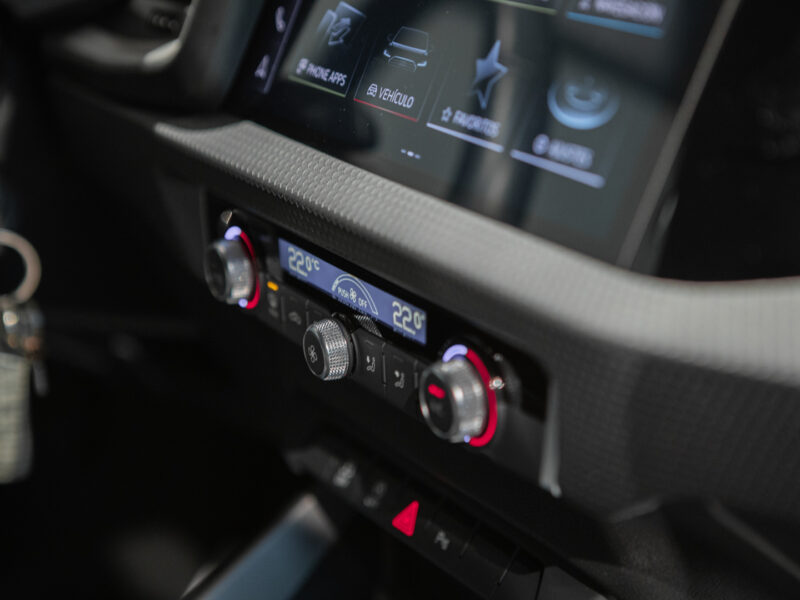 Audi A1 SB 30 TFSI S-Tronic S-Line