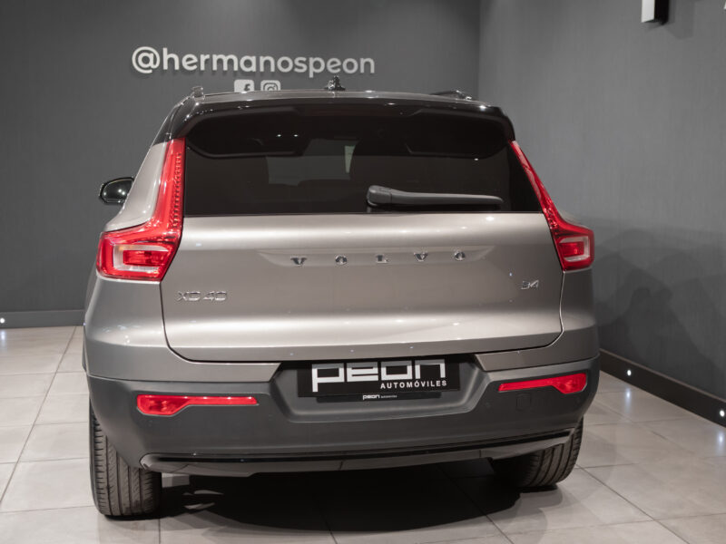 Volvo XC40 2.0 B4 AWD R-Design