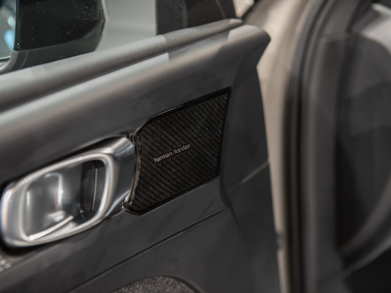 Volvo XC40 2.0 B4 AWD R-Design