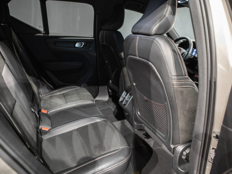 Volvo XC40 2.0 B4 AWD R-Design