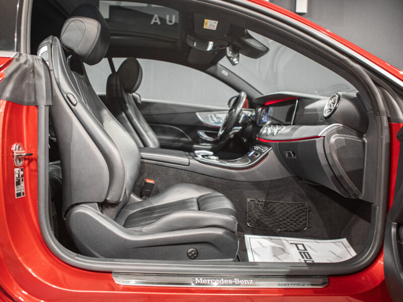 Mercedes-Benz E Coupé 220d AMG