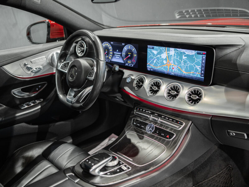 Mercedes-Benz E Coupé 220d AMG