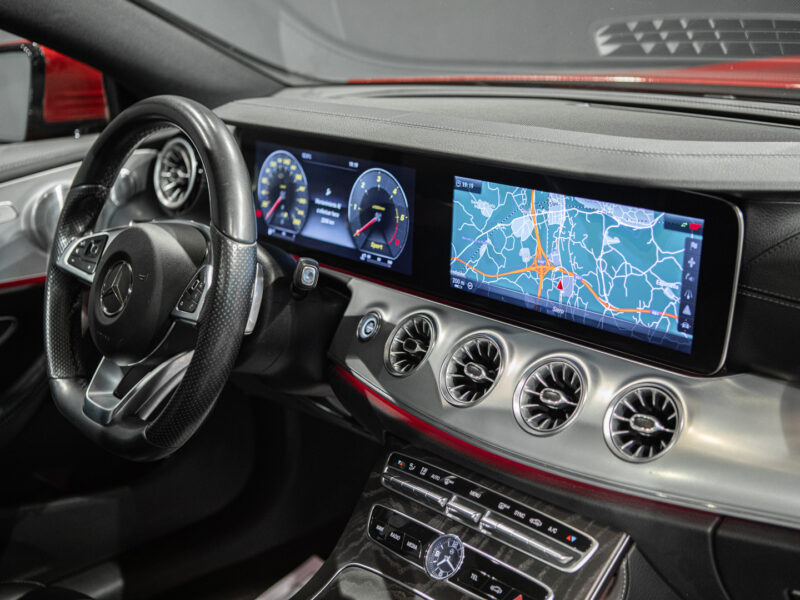 Mercedes-Benz E Coupé 220d AMG