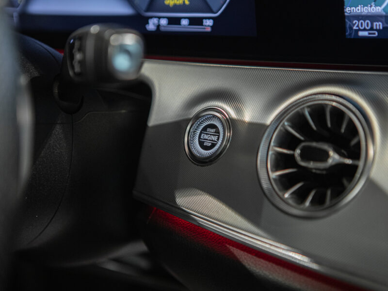 Mercedes-Benz E Coupé 220d AMG