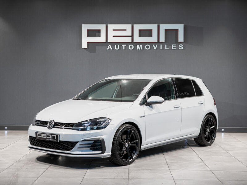 Volkswagen Golf 7.5 GTD 5P
