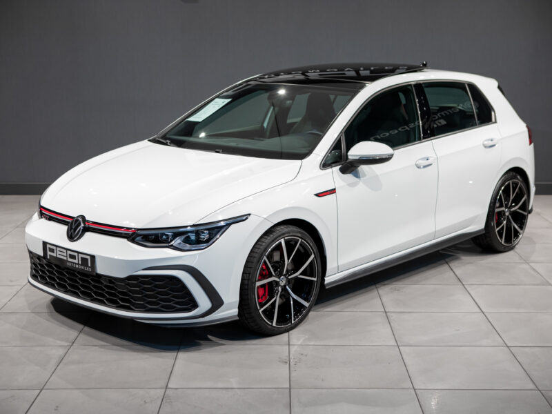 Volkswagen Golf 8 GTI 5p