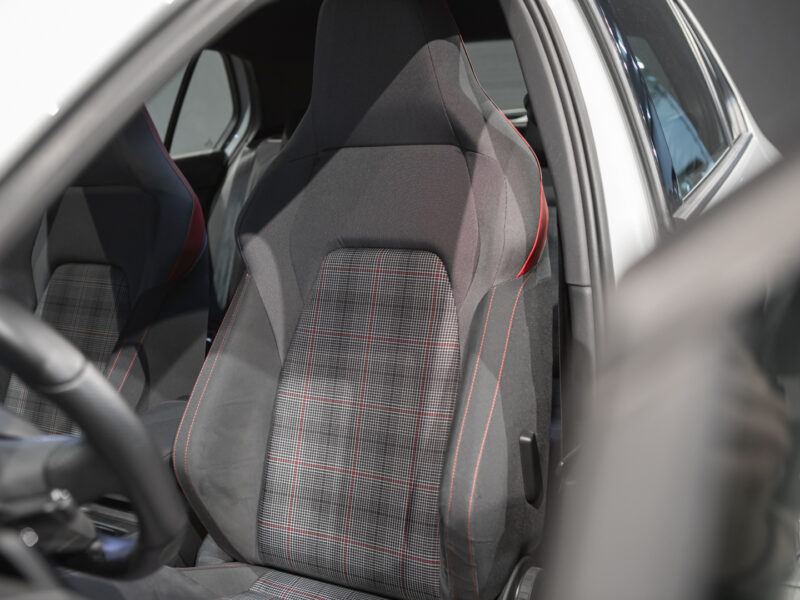 Volkswagen Golf 8 GTI 5p