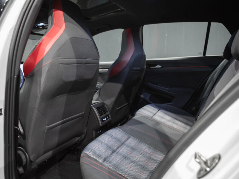 Volkswagen Golf 8 GTI 5p