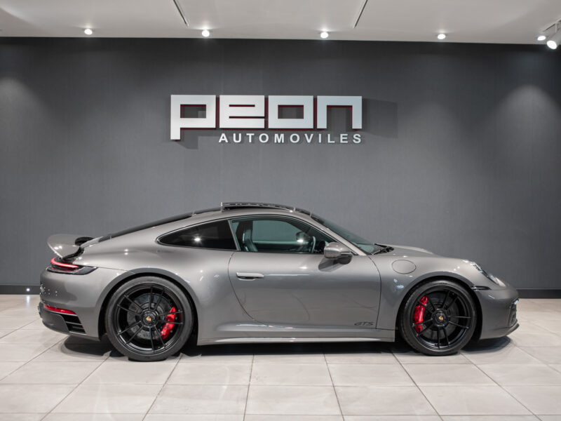 Porsche 911/992 Carrera GTS Coupé