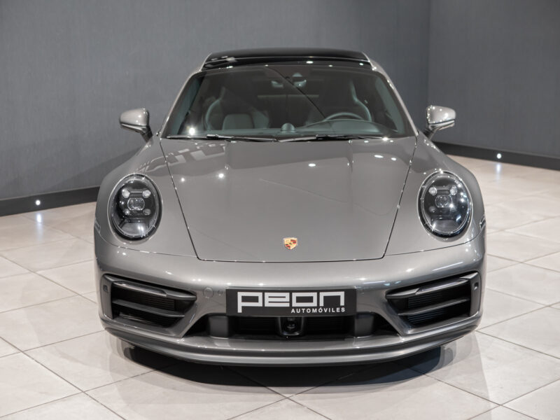 Porsche 911/992 Carrera GTS Coupé