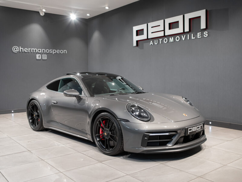 Porsche 911/992 Carrera GTS Coupé