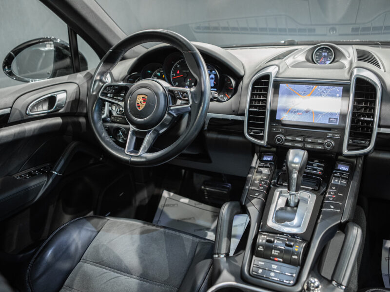 Porsche Cayenne Diesel Platinum Edition