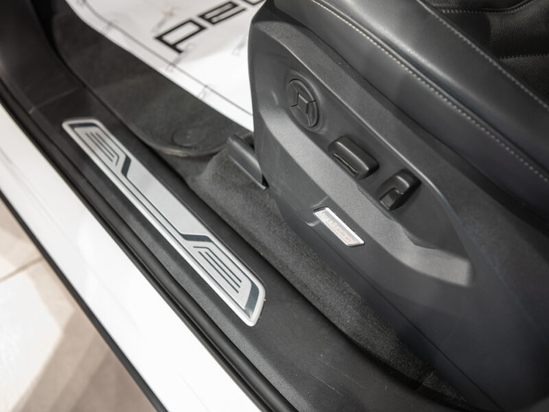 Volkswagen Touareg 3.0 TDI 4Motion