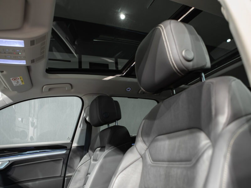 Volkswagen Touareg 3.0 TDI 4Motion