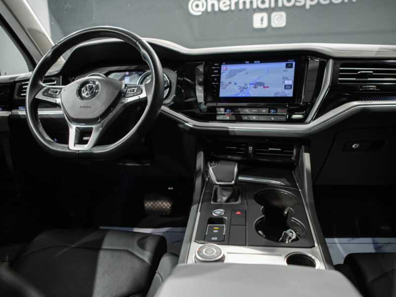 Volkswagen Touareg 3.0 TDI 4Motion