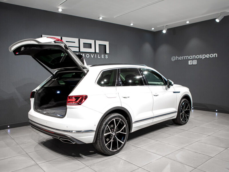 Volkswagen Touareg 3.0 TDI 4Motion