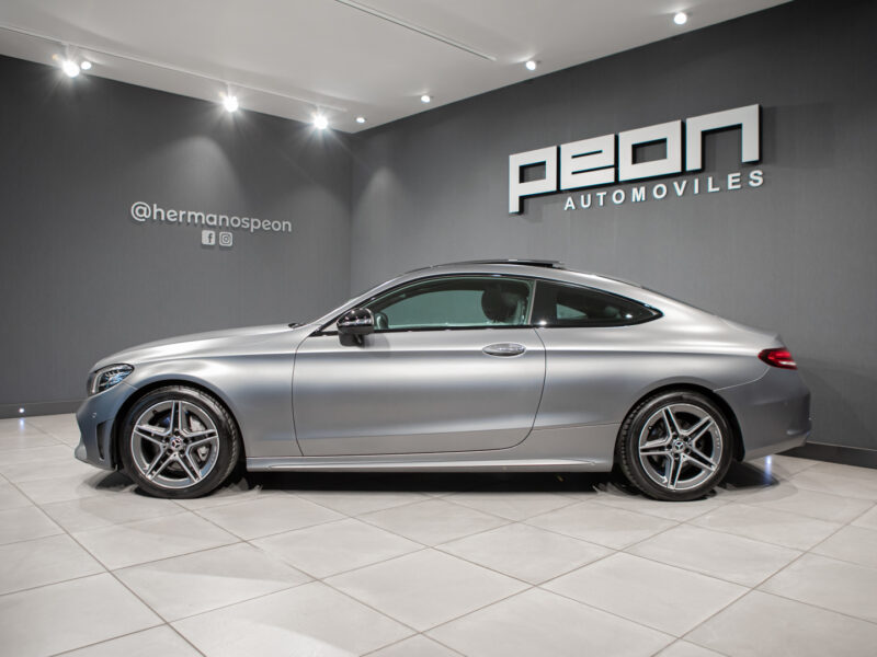 Mercedes-Benz C Coupé 200 9G AMG