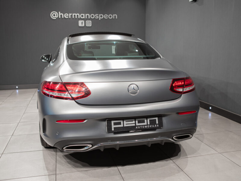 Mercedes-Benz C Coupé 200 9G AMG