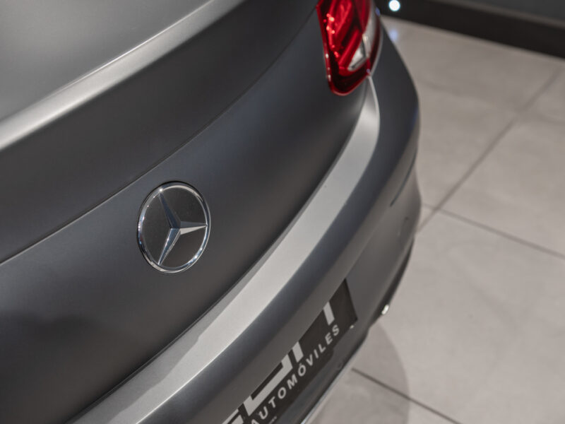 Mercedes-Benz C Coupé 200 9G AMG