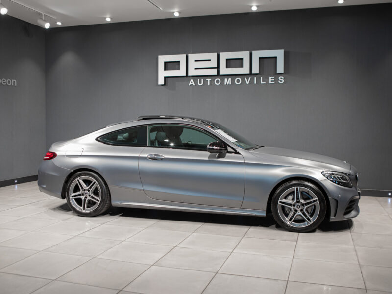 Mercedes-Benz C Coupé 200 9G AMG