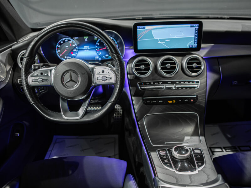 Mercedes-Benz C Coupé 200 9G AMG