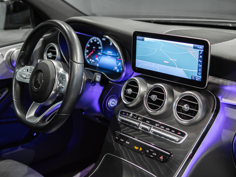 Mercedes-Benz C Coupé 200 9G AMG