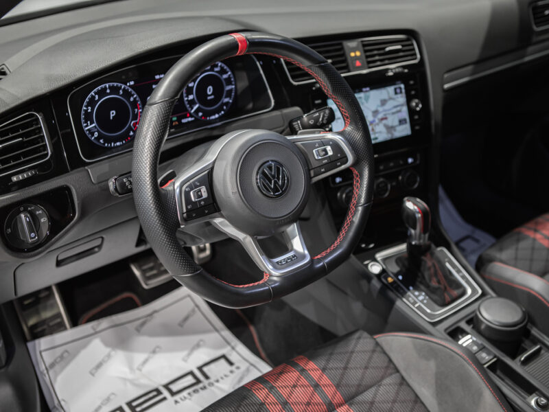 Volkswagen Golf GTI TCR 5p