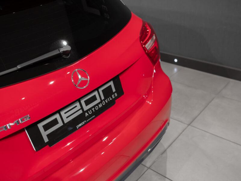 Mercedes-Benz A 200d 7G AMG