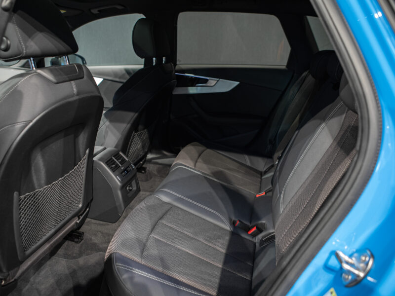 Audi A4 Avant 35 TDI Black Line S-T