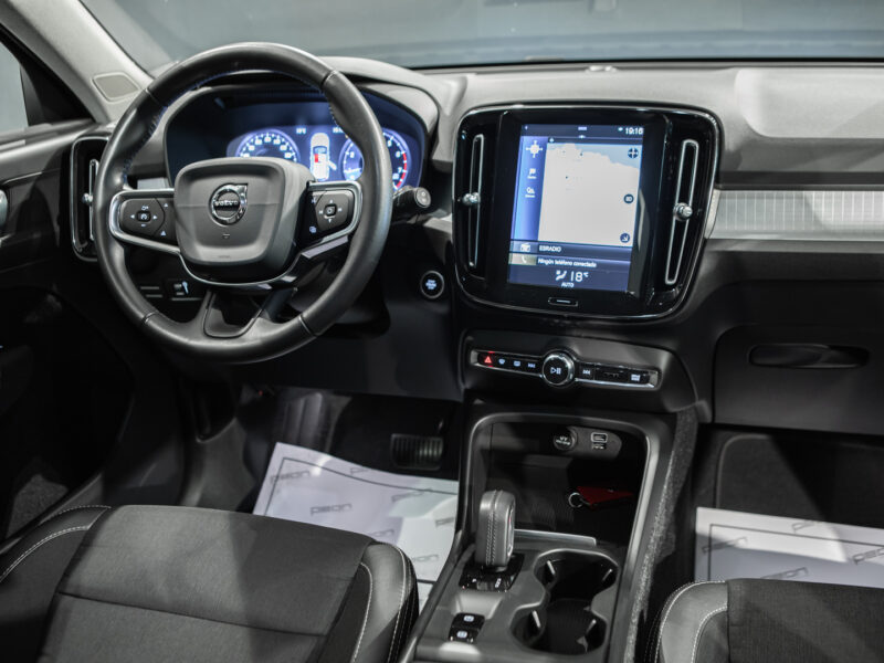 Volvo XC40 1.5 T3 Momentum Auto