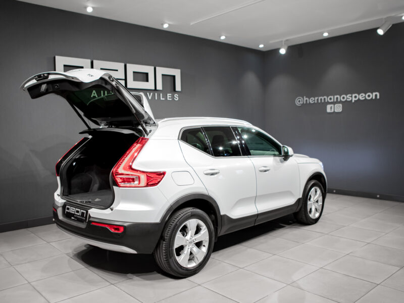 Volvo XC40 1.5 T3 Momentum Auto