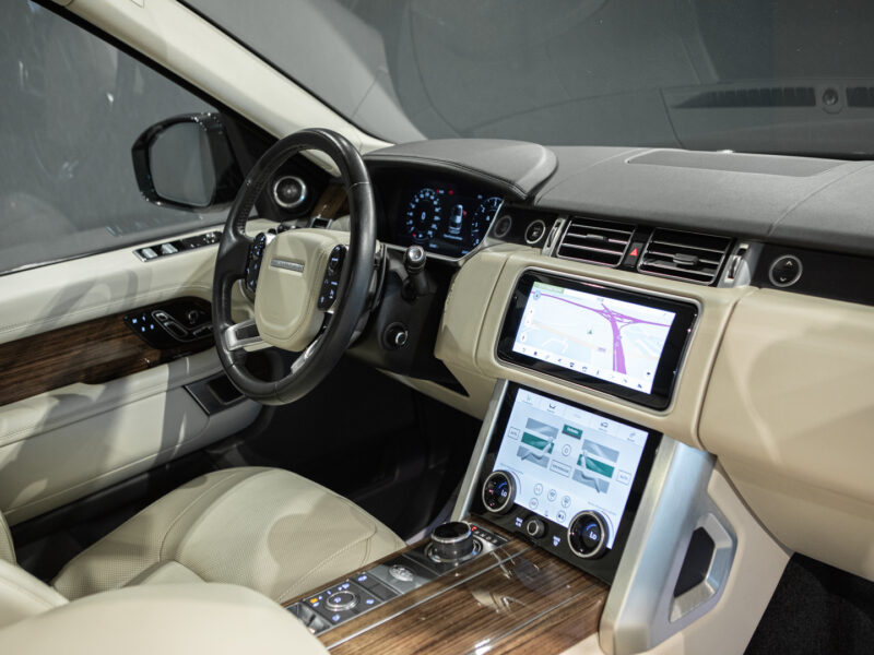 Range Rover 4.4 SDV8 Autobiography