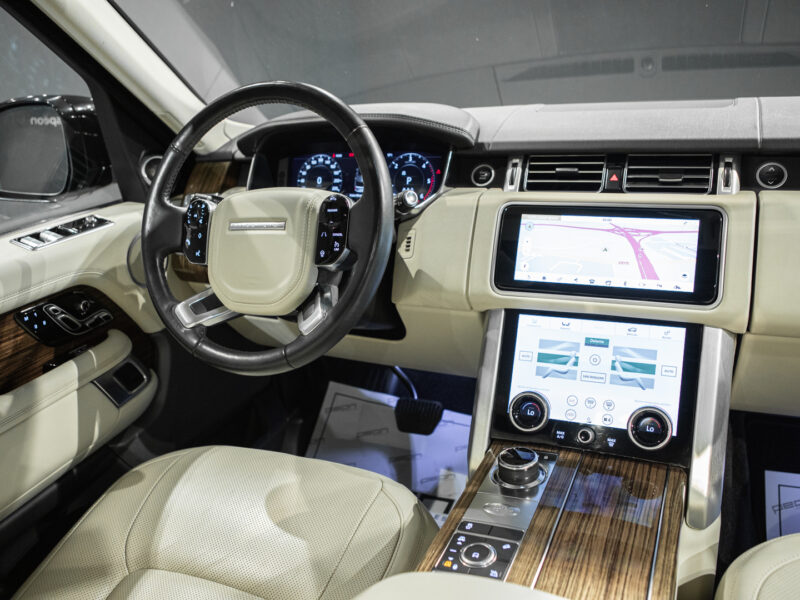 Range Rover 4.4 SDV8 Autobiography