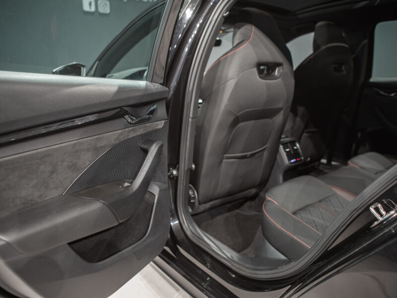 Skoda Octavia Combi 2.0 TDI RS DSG 4×4